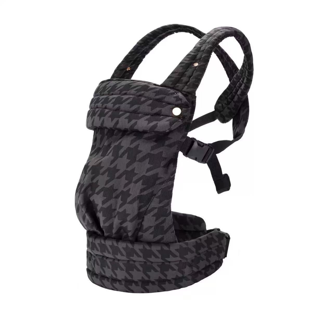 Mompanion – Charcoal Houndstooth Carrier